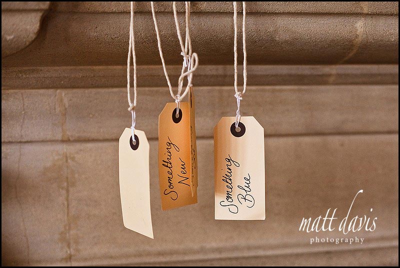 Bibury-court-wedding-photos008 Vintage wedding ideas - luggage labels