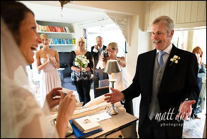 Father of the bride seeing bride for first time