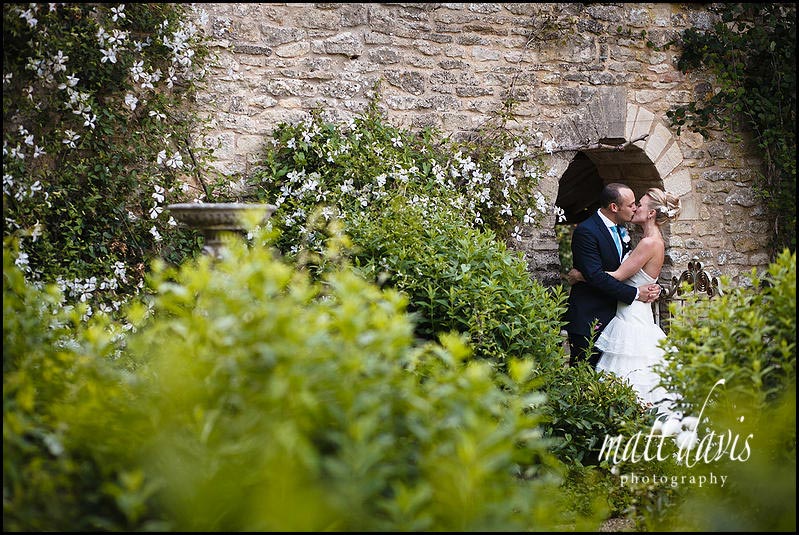 Matara wedding photos by Matt Davis Photography, Gloucestershire