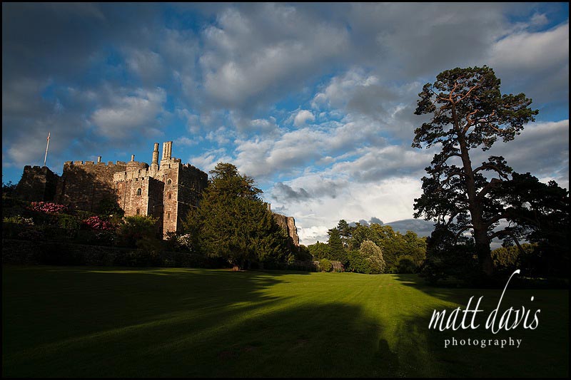 Berkeley-Castle-Wedding-Photos-Andrew-Yasmin_083