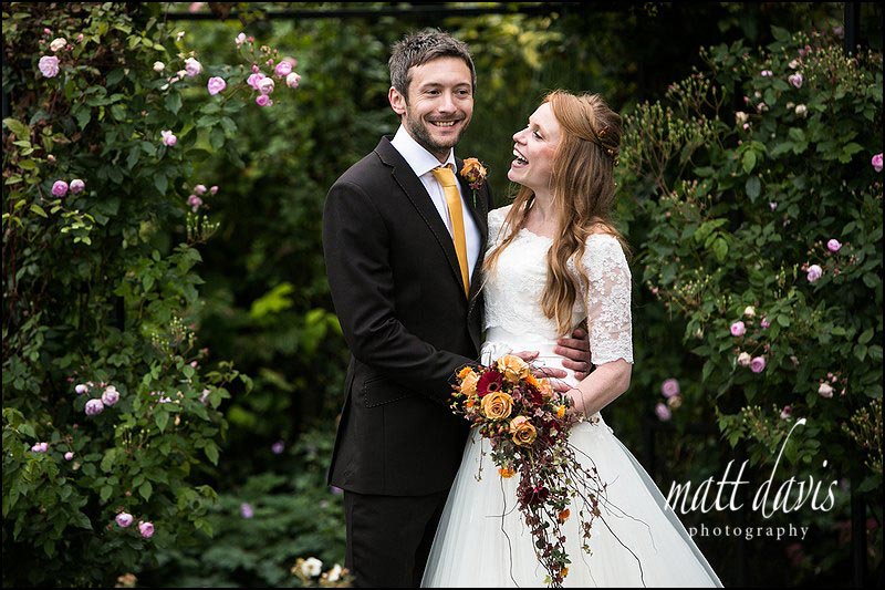 Kingscote_Barn_Wedding_Photography-036