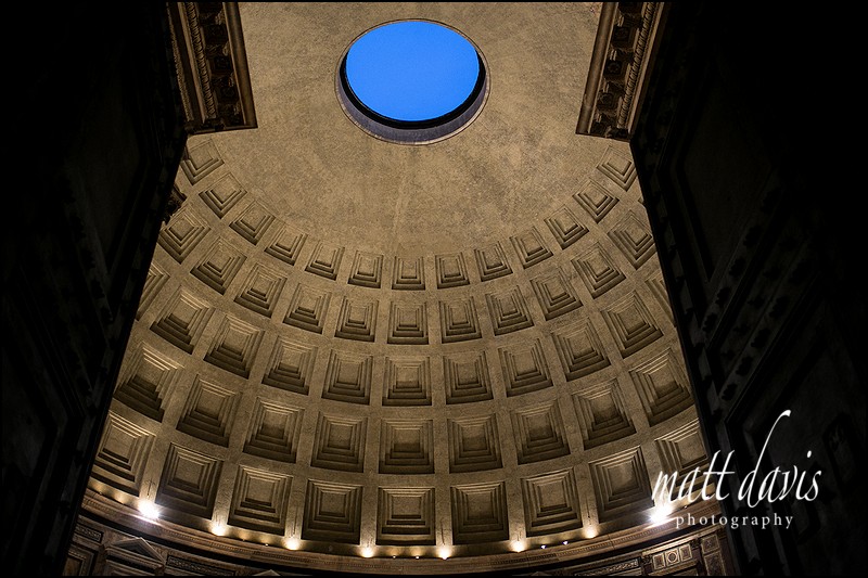 The hole inside the roof of The Pantheon