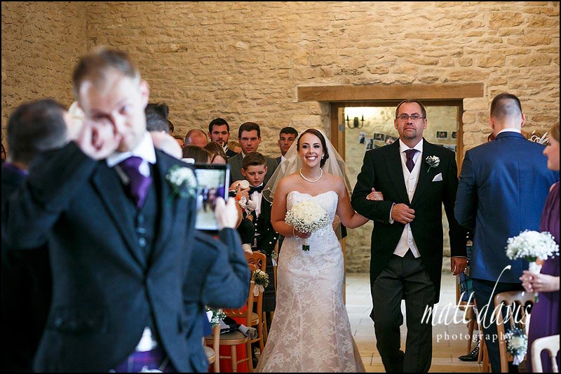 wedding photos at Kingscote Barn
